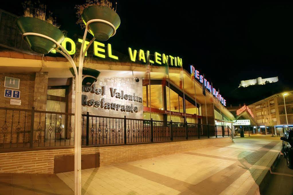 Aguilar de Campóo Hotel Valentin מראה חיצוני תמונה